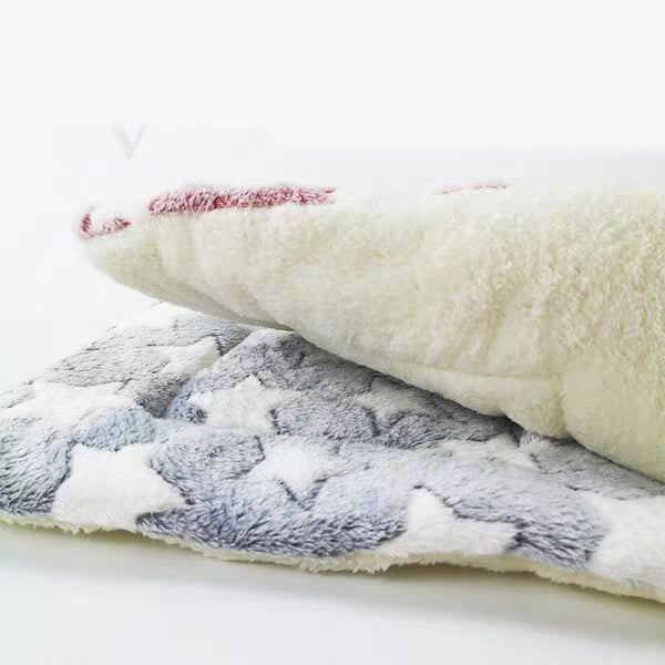 Twinkle Tuck-In Pad | Soft Starry Cotton Nest for Small Pets
