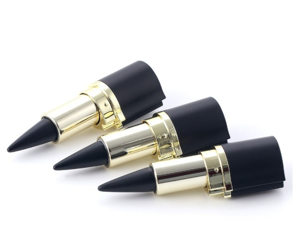 Midnight Wink Matte Eyeliner