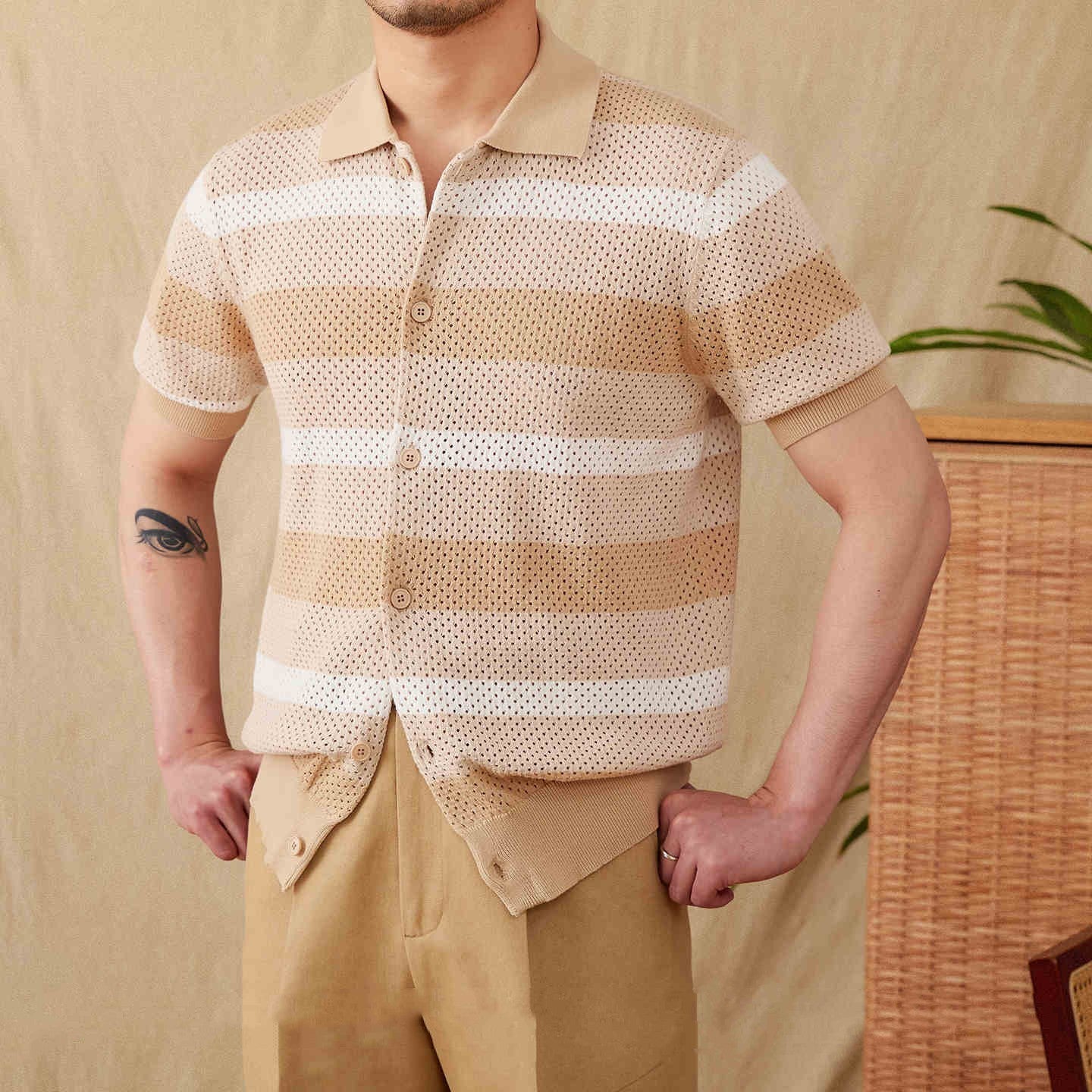 Retro Stripe Lapel Tee.