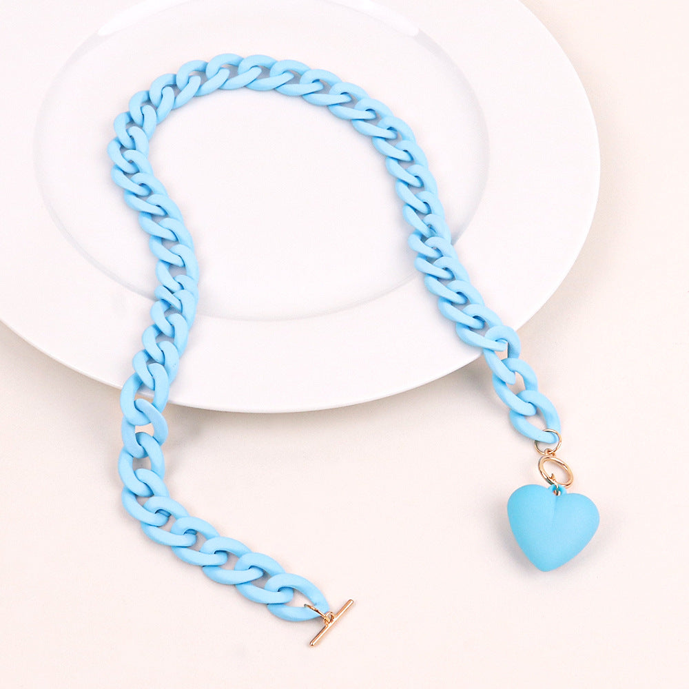 Sweetheart Static Necklace.